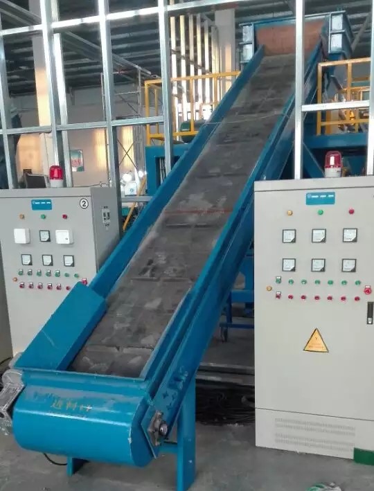 皮帶輸送線(xiàn).jpg 皮帶輸送線(xiàn).jpg